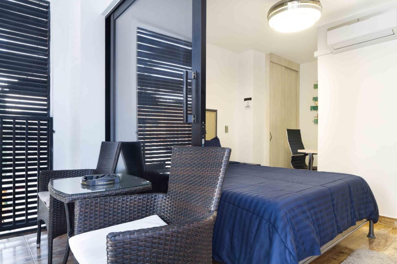 Miracle Aparthotel Medellin Ngoại thất bức ảnh