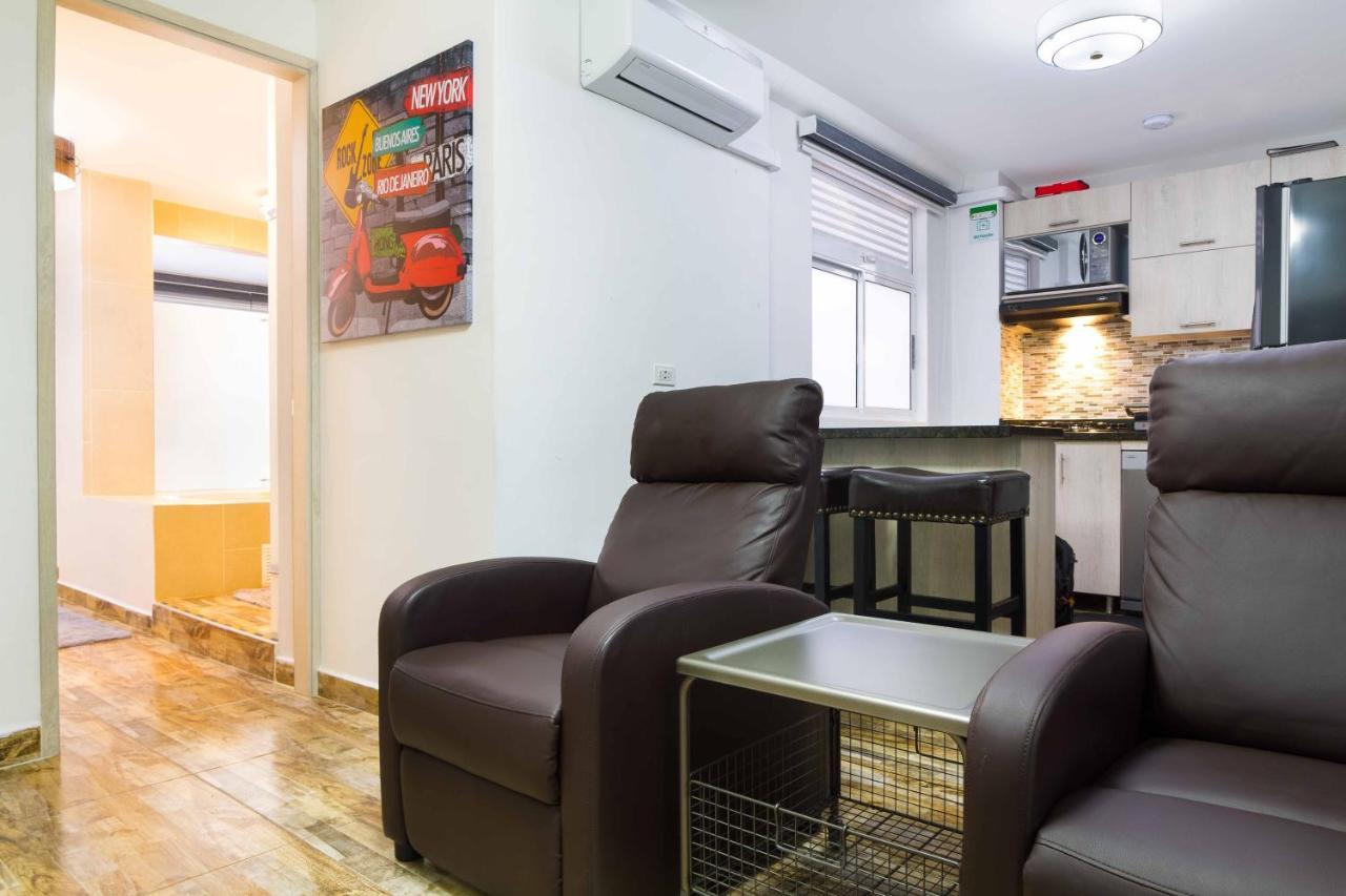 Miracle Aparthotel Medellin Ngoại thất bức ảnh